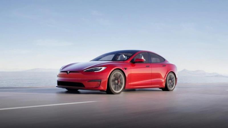 xe_tesla_2(1).jpg