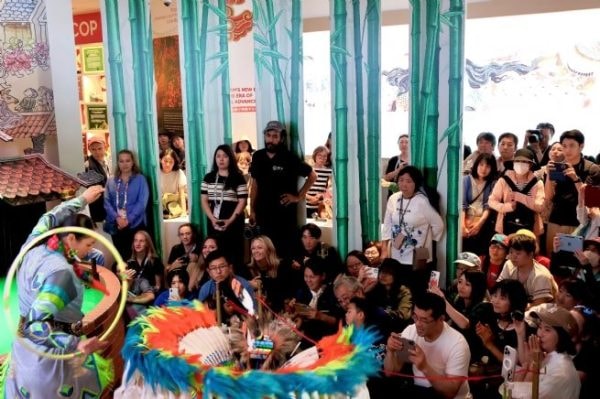 Hợp tác văn hoá nghệ thuật giữa Nhà triển lãm Việt Nam và Nhà triển lãm Hoa Kỳ để lại dấu ấn đặc sắc tại EXPO 2025