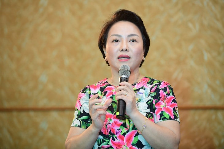 Ba Dang Tuyet Dung Visa
