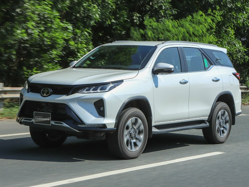 fortuner-08.jpg