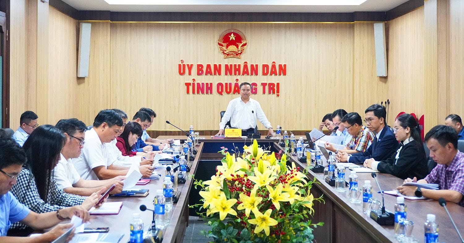 Phó Chủ tịch UBND tỉnh Lê Đức Tiến và các Sở, ngành làm việc với Công ty cổ phần Vietnam Wafer