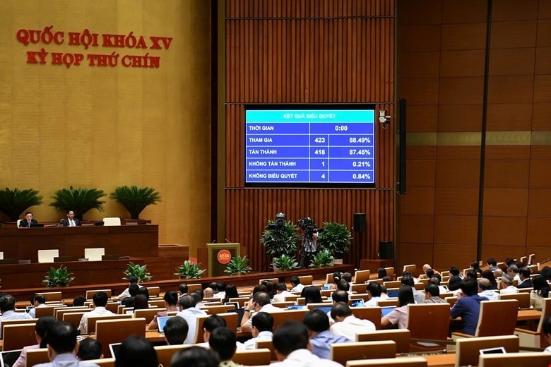 luat-can-bo-cong-chuc-24.6.1.jpg
