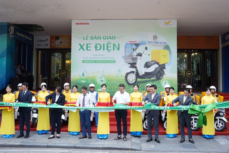 Honda VietnamPost3 (1)