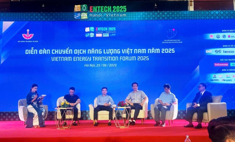 Diễn đàn Chuyển dịch Năng lượng Việt Nam 2025 hướng tới một hệ sinh thái năng lượng hiện đại, bền vững