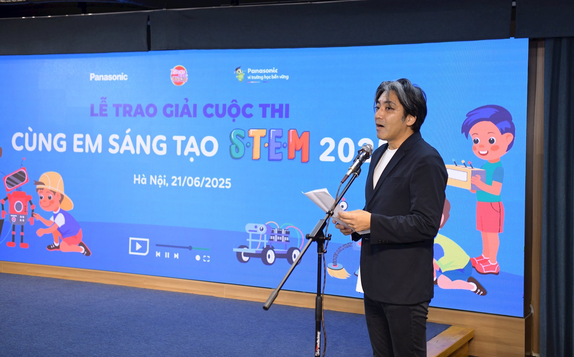 Ông Oka Hiroyuki, Giám đốc Công ty TNHH Panasonic Vietnam phát biểu khai mạc buổi lễ.