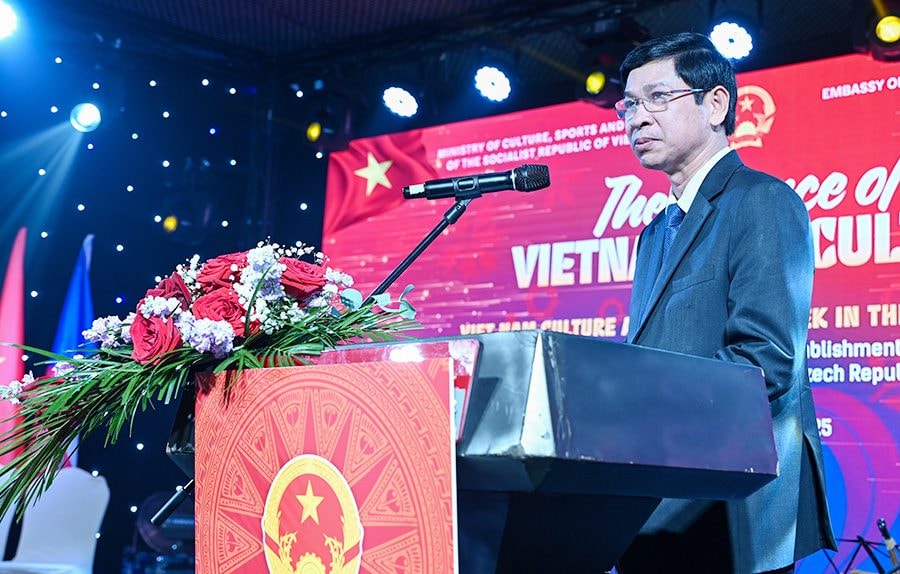 “Tinh hoa văn hóa Việt Nam” tỏa sáng trong lòng Thủ đô Praha, CH Séc
