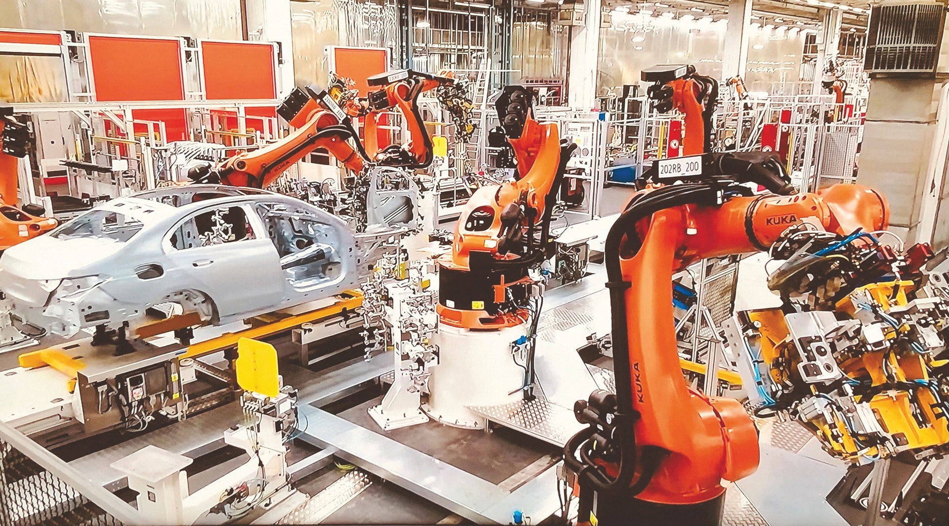 Sản xuất ô tô là ngành kỹ thuật công nghệ cao, đòi hỏi đầu tư lớn. Vì vậy, cần có những chính sách ưu đãi, cơ chế đặc thù để tạo cơ hội phát triển.