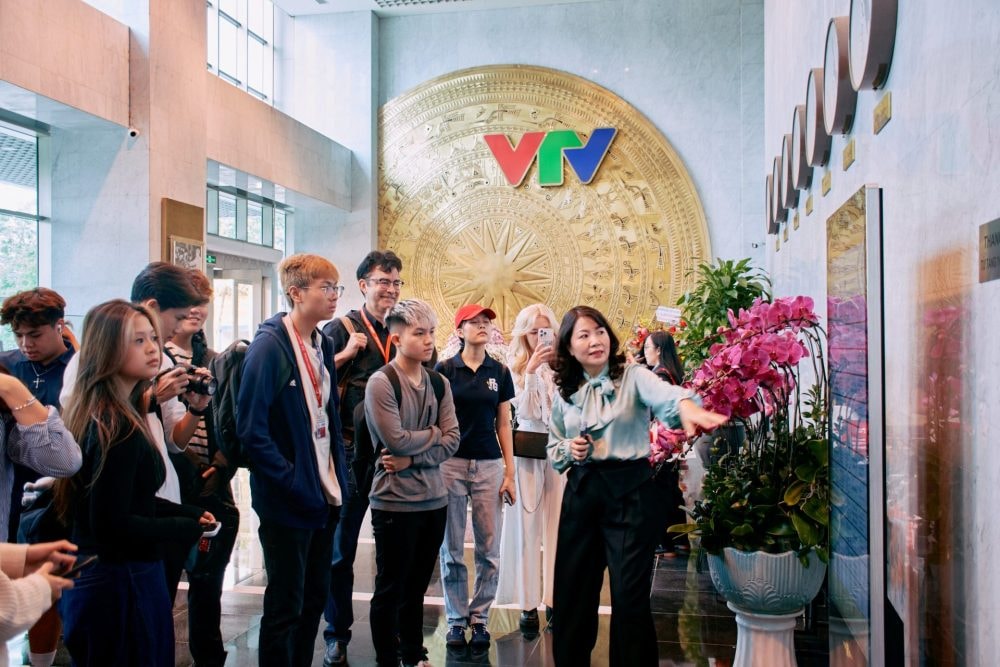 Học để làm chủ truyền thông doanh nghiệp trong thời AI