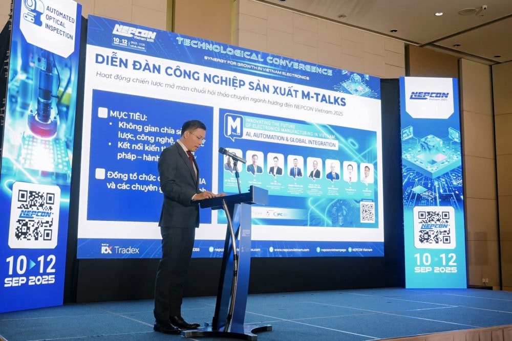 Thời điểm bản lề để Việt Nam chuyển mình từ một trung tâm lắp ráp sang một quốc gia sản xuất có chiều sâu Thời điểm bản lề để Việt Nam chuyển mình từ một trung tâm lắp ráp sang một quốc gia sản xuất có chiều sâu