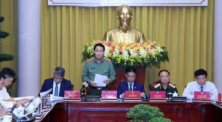 cong-bo-lenh-cua-chu-tich-nuoc-ve-15-luat-1-phap-lenh-vua-duoc-quoc-hoi-thong-qua-2.jpg