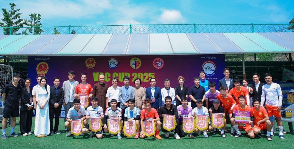Giải bóng đá cộng đồng VAC CUP 2025 lần thứ 2 kết nối cộng đồng người Việt Nam tại Hàn Quốc Giải bóng đá cộng đồng VAC CUP 2025 lần thứ 2 kết nối cộng đồng người Việt Nam tại Hàn Quốc