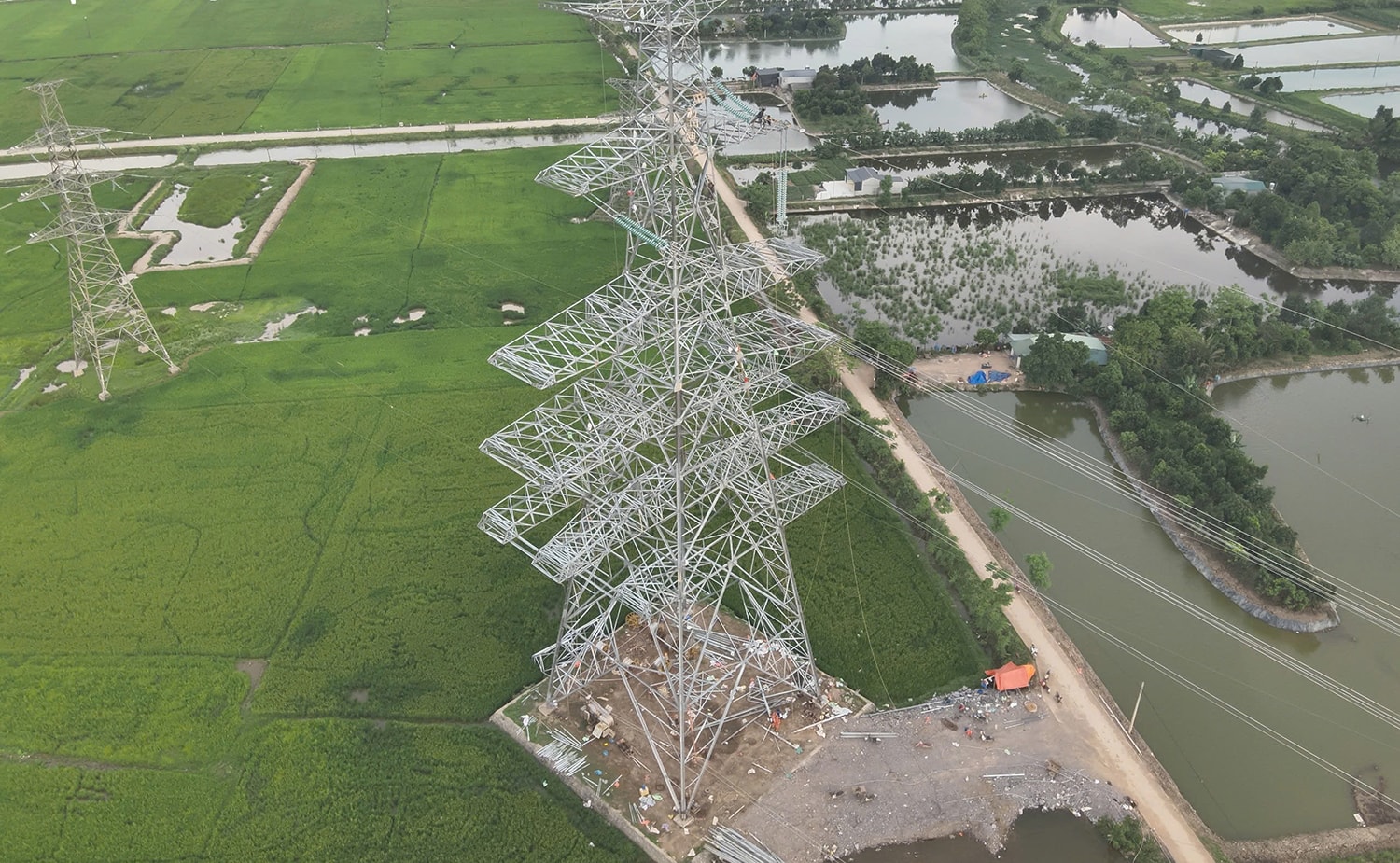 anh3nhoquanphulythuongtin972025-20250709142303595.jpg