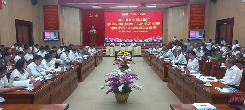 gen-n-Hoi Thao khoa hoc An Giang (2)
