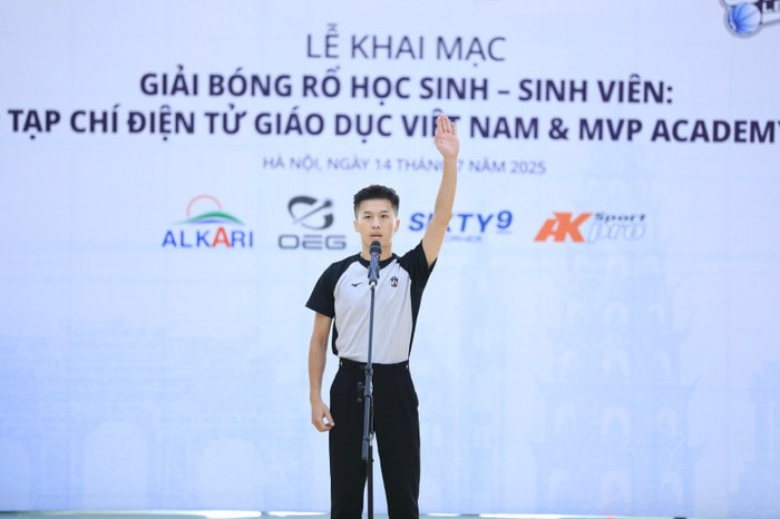 khaimac5.jpg