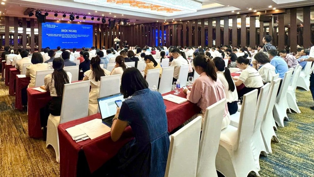 Phát triển TMĐT tại Thanh Hóa: Chú trọng Kỹ năng, Thuế và AI Phát triển TMĐT tại Thanh Hóa: Chú trọng Kỹ năng, Thuế và AI