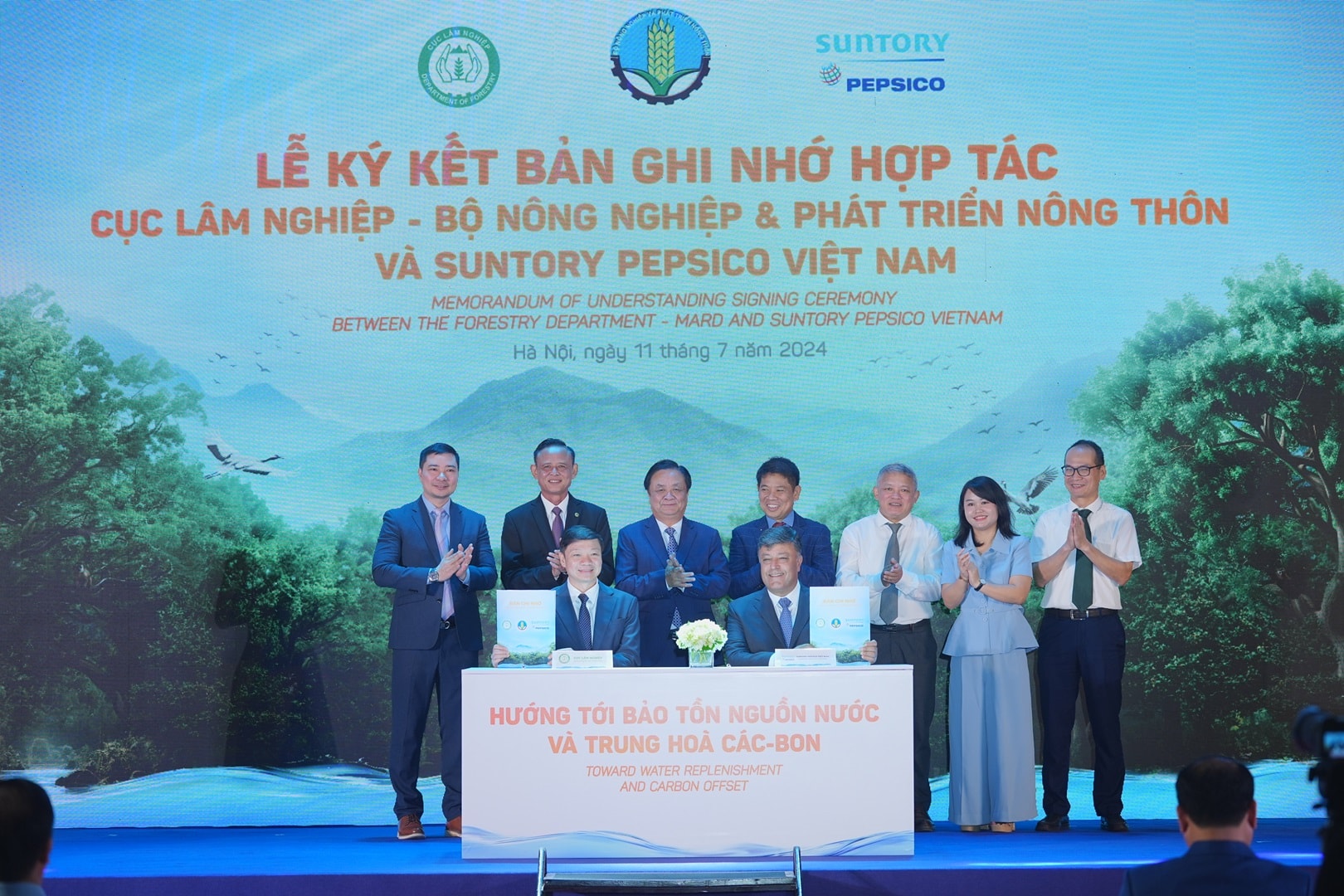 Hình 1