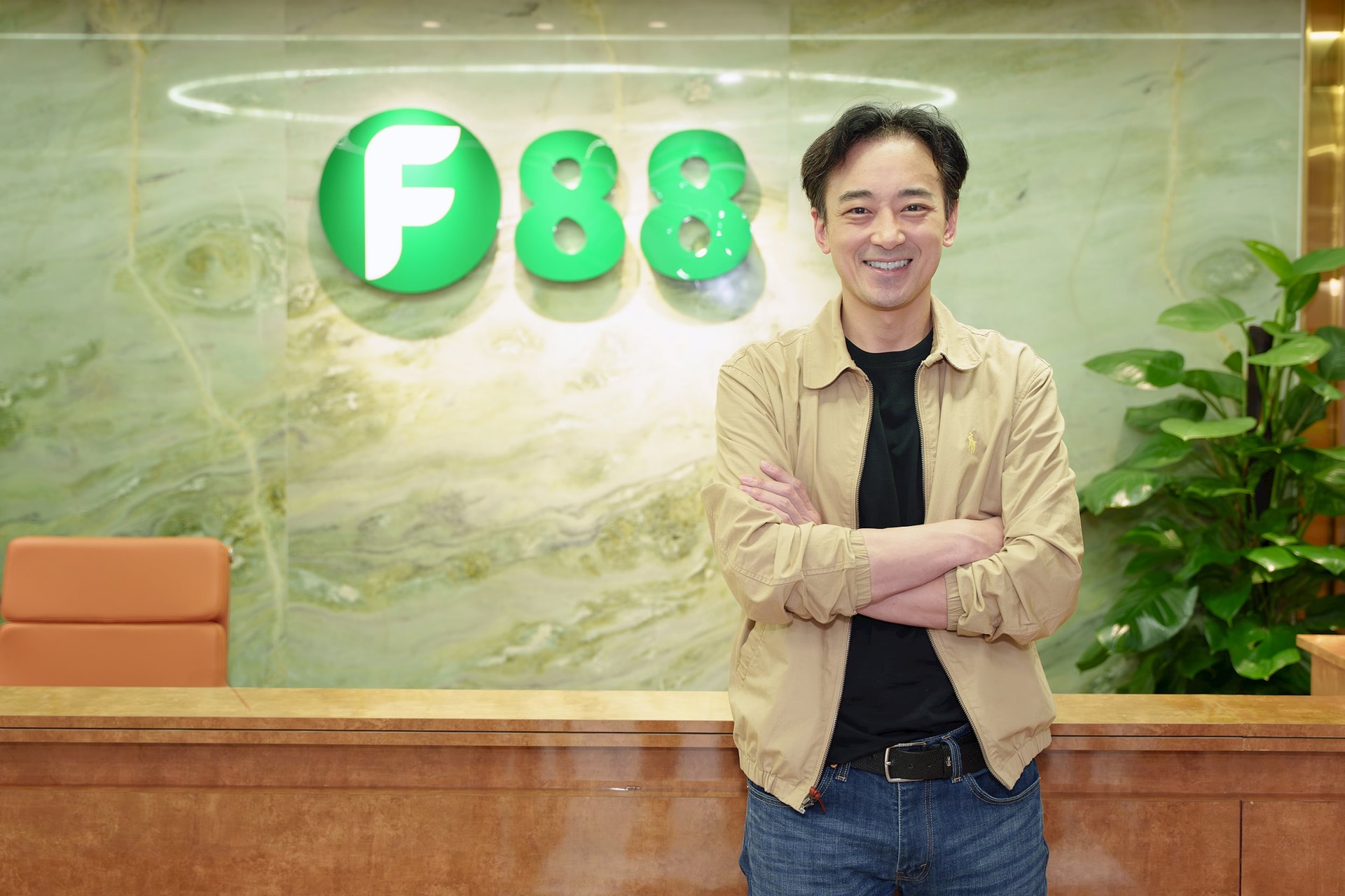 Mr Piyasak Ceo NTL 1