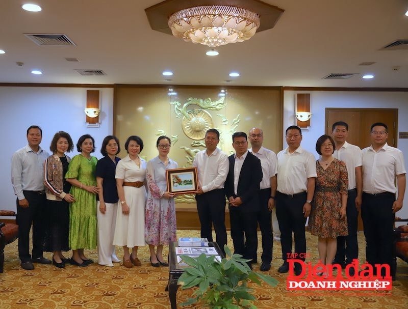 Khai mở tiềm năng hợp tác mới giữa doanh nghiệp Việt Nam - Tân Cương (Trung Quốc) Khai mở tiềm năng hợp tác mới giữa doanh nghiệp Việt Nam - Tân Cương (Trung Quốc)