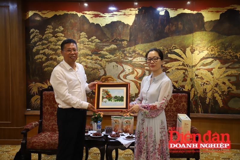 Khai mở tiềm năng hợp tác mới giữa doanh nghiệp Việt Nam - Tân Cương (Trung Quốc) Khai mở tiềm năng hợp tác mới giữa doanh nghiệp Việt Nam - Tân Cương (Trung Quốc)