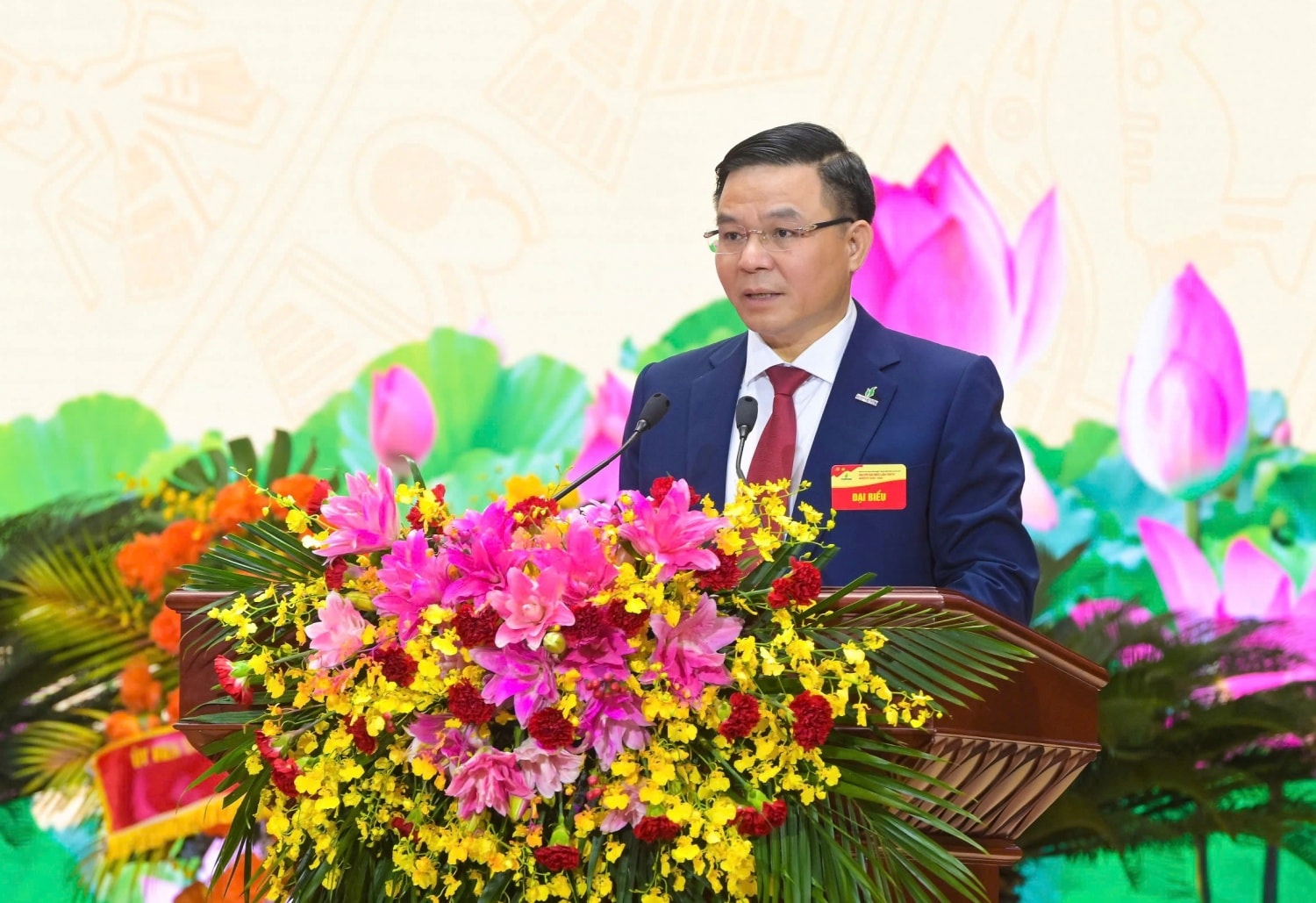 Đồng chí Lê Mạnh Hùng, Bí thư Đảng ủy, Chủ tịch HĐTV Tập đoàn Công nghiệp - Năng lượng Quốc gia Việt Nam.