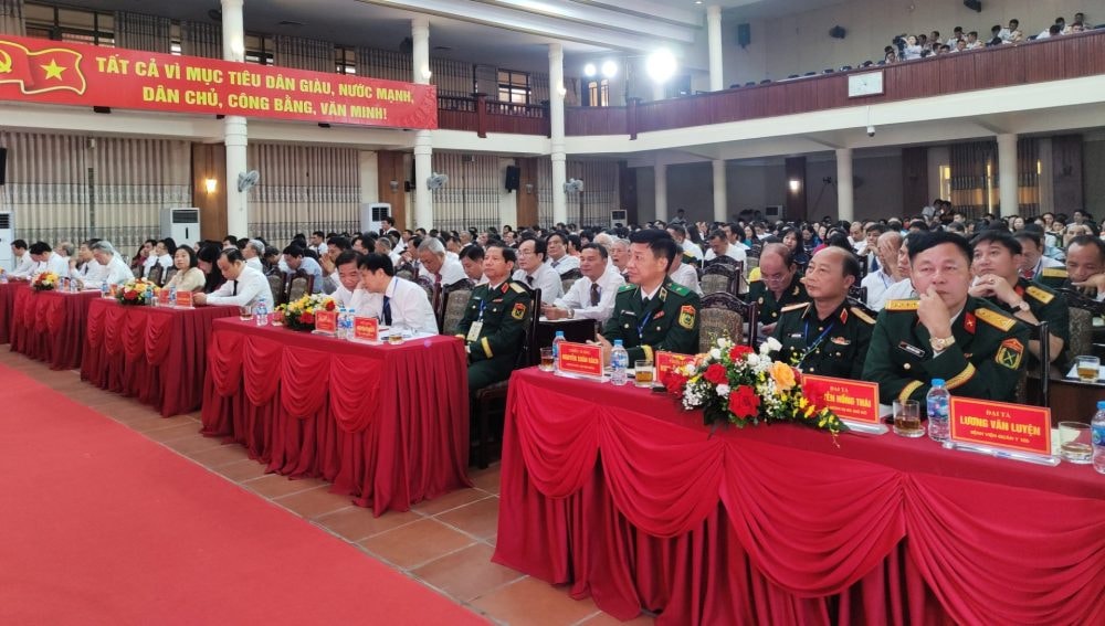 Phường Sơn Tây quyết tâm trở thành điểm sáng phát triển kinh tế - xã hội khu vực phía Tây Thủ Đô Phường Sơn Tây quyết tâm trở thành điểm sáng phát triển kinh tế - xã hội khu vực phía Tây Thủ Đô