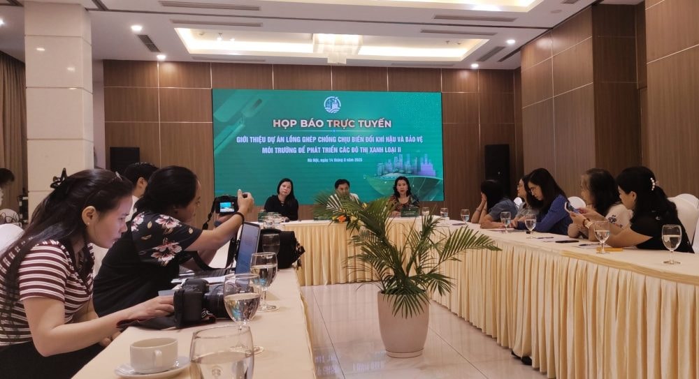 Giới thiệu dự án “Lồng ghép chống chịu biến đổi khí hậu và bảo vệ môi trường để phát triển các đô thị xanh loại II”