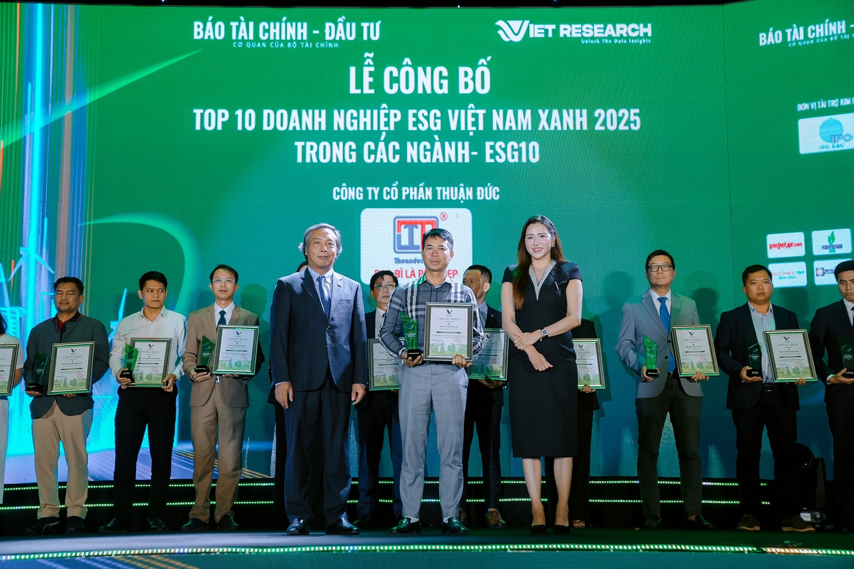 Lễ công bố TOP 10 ESG 2025