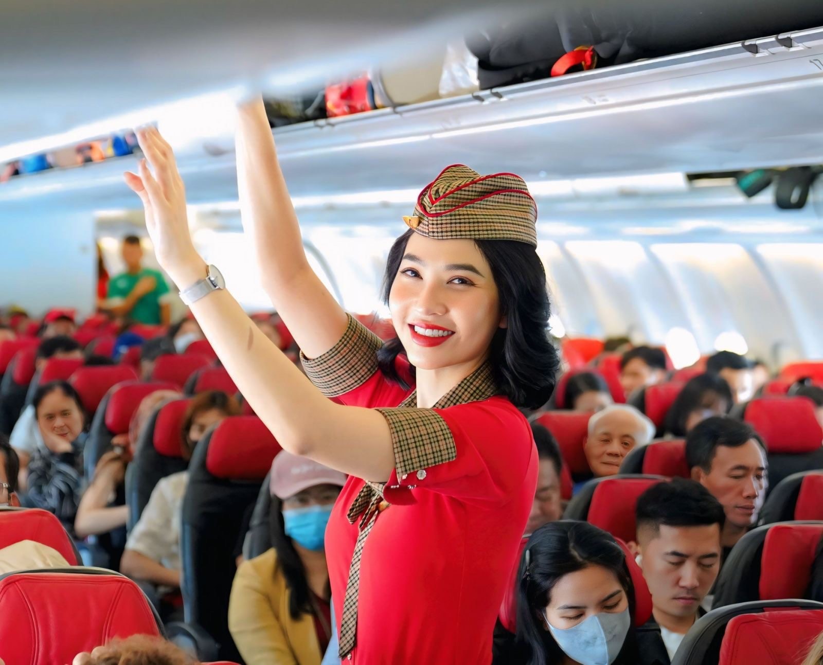 Tiep vien hang khong Vietjet