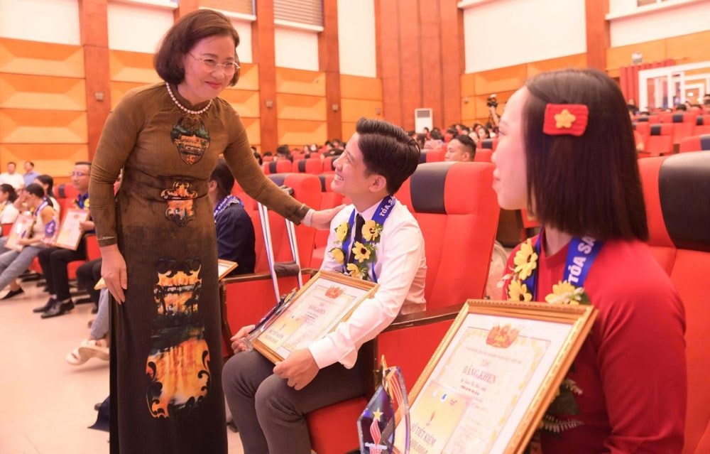 “Tỏa sáng Nghị lực Việt” 2025: Vinh danh 25 gương thanh niên khuyết tật tiêu biểu