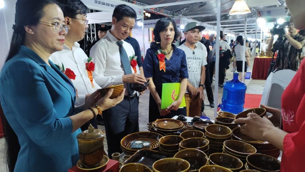 Hội chợ thương hiệu hàng xuất khẩu Việt Nam 2025