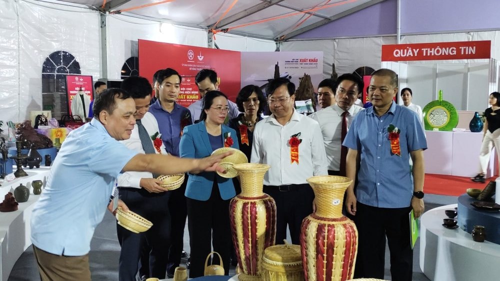 Hội chợ thương hiệu hàng xuất khẩu Việt Nam 2025