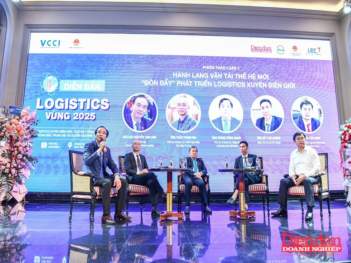 Các diễn giả tại phiên thảo luận