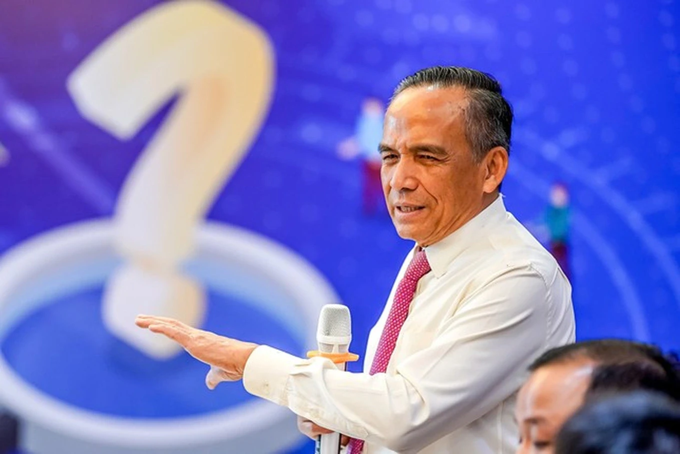 le hoang chau