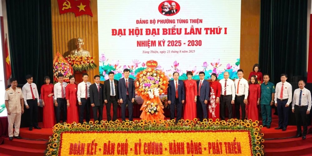Phường Tùng Thiện quyết tâm đẩy mạnh chuyển đổi số, phát triển kinh tế nhanh và bền vững