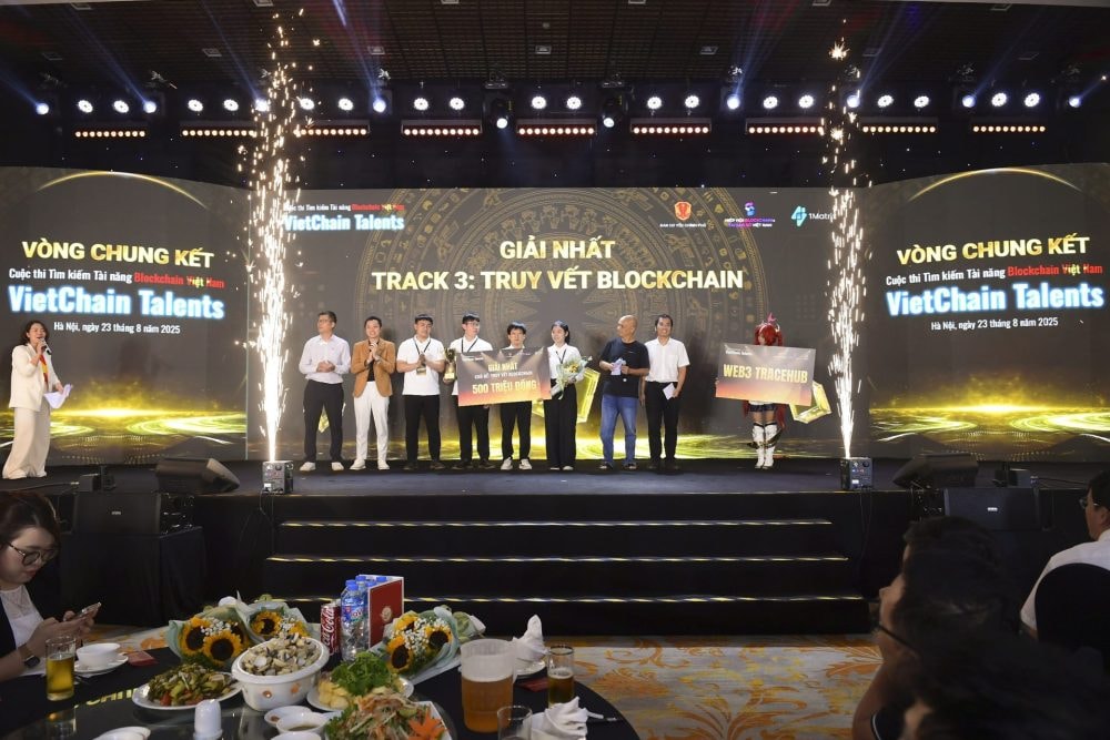 Nhà vô địch VietChain Talents 2025: Tài năng trẻ Việt Nam bứt phá cùng blockchain