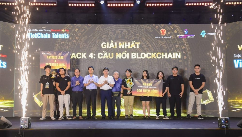 Nhà vô địch VietChain Talents 2025: Tài năng trẻ Việt Nam bứt phá cùng blockchain