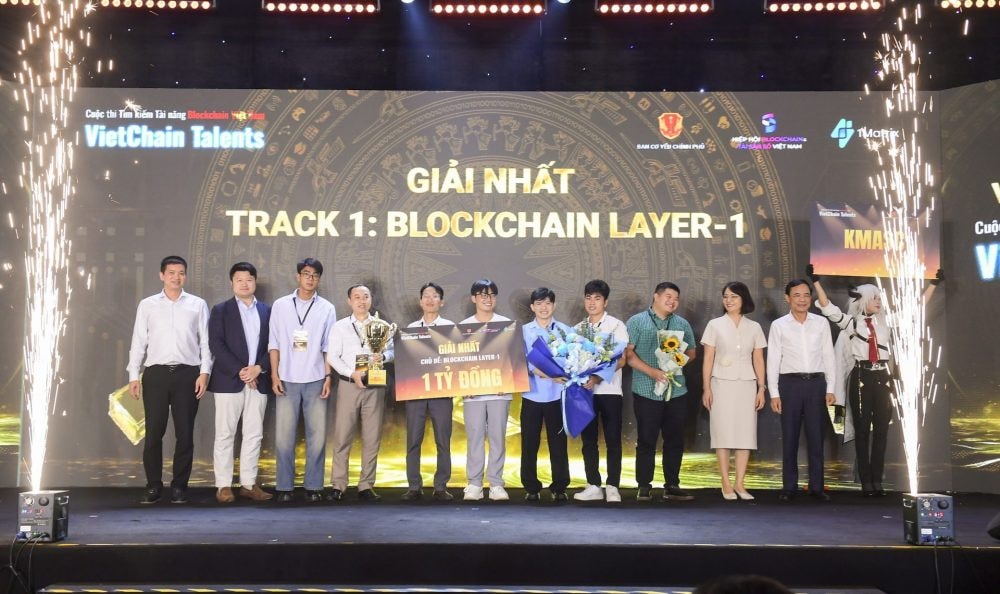 Nhà vô địch VietChain Talents 2025: Tài năng trẻ Việt Nam bứt phá cùng blockchain