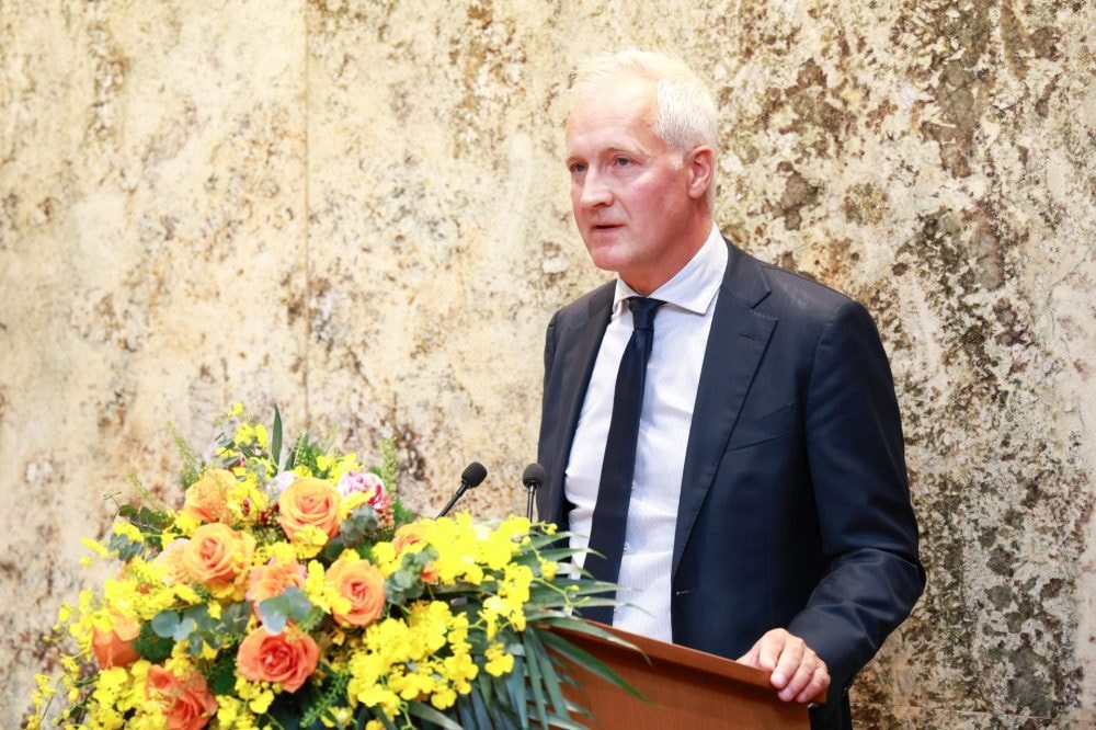 Lễ trao thỏa thuận phát triển chung về điện gió ngoài khơi giữa Petrovietnam và Copenhagen Infrastructure Partners Lễ trao thỏa thuận phát triển chung về điện gió ngoài khơi giữa Petrovietnam và Copenhagen Infrastructure Partners