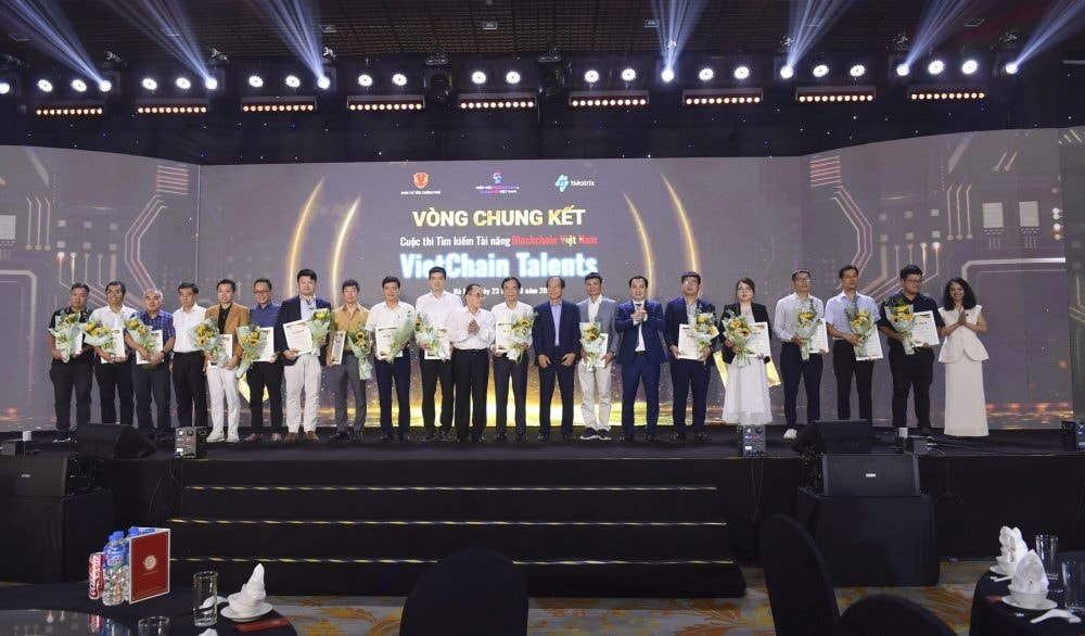 Nhà vô địch VietChain Talents 2025: Tài năng trẻ Việt Nam bứt phá cùng blockchain