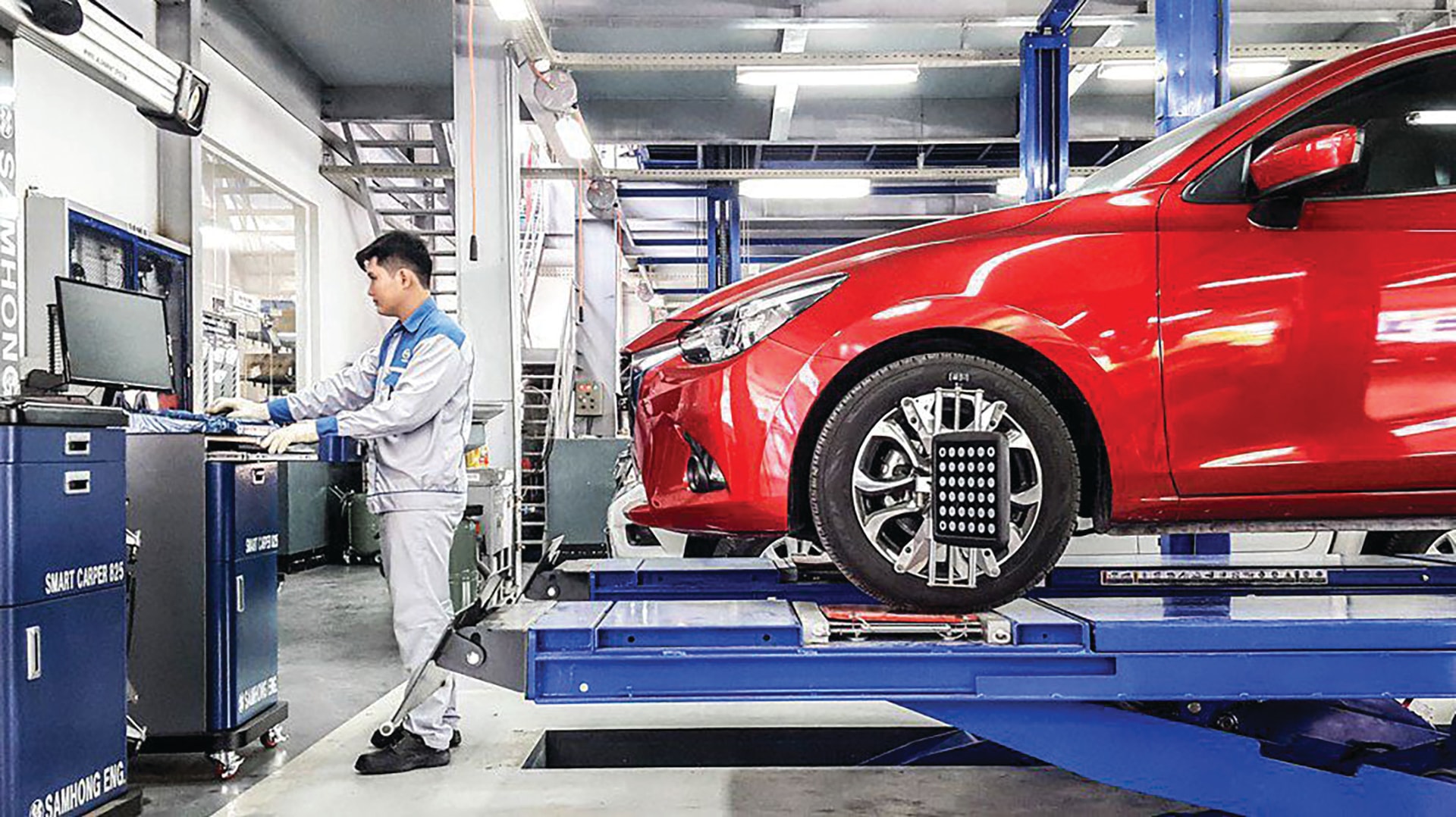 Quy định điều kiện kinh doanh đối với ngành, nghề kinh doanh dịch vụ bảo hành, bảo dưỡng xe ô tô là không cần thiết