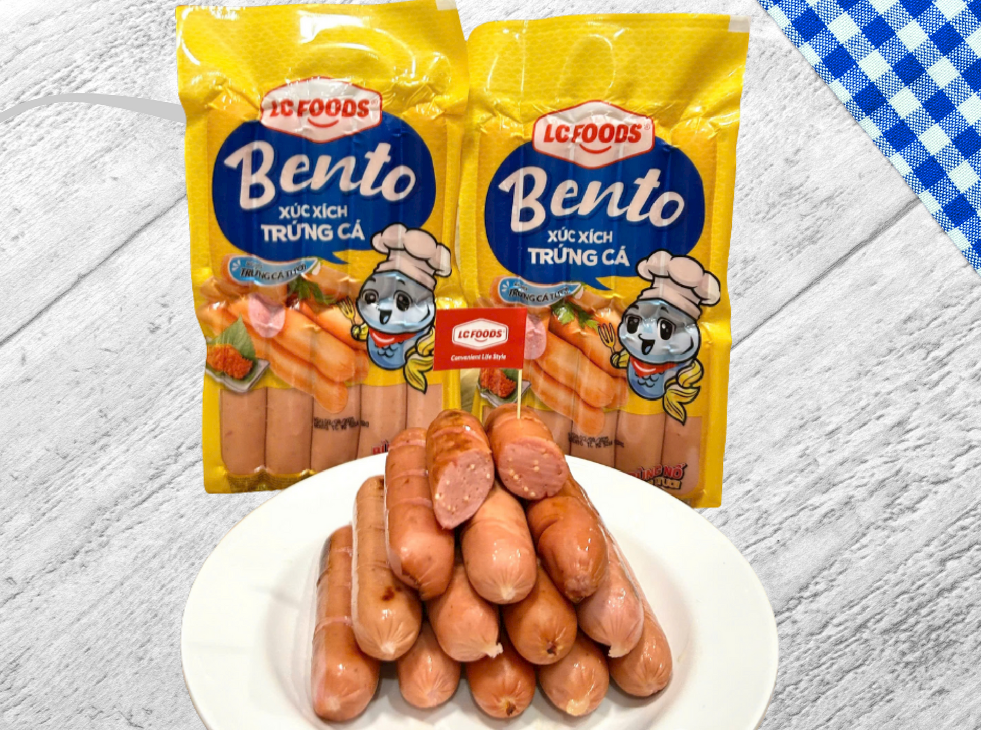 xuc-xich-trung-ca-bento-lc-foods-dddn-2.png