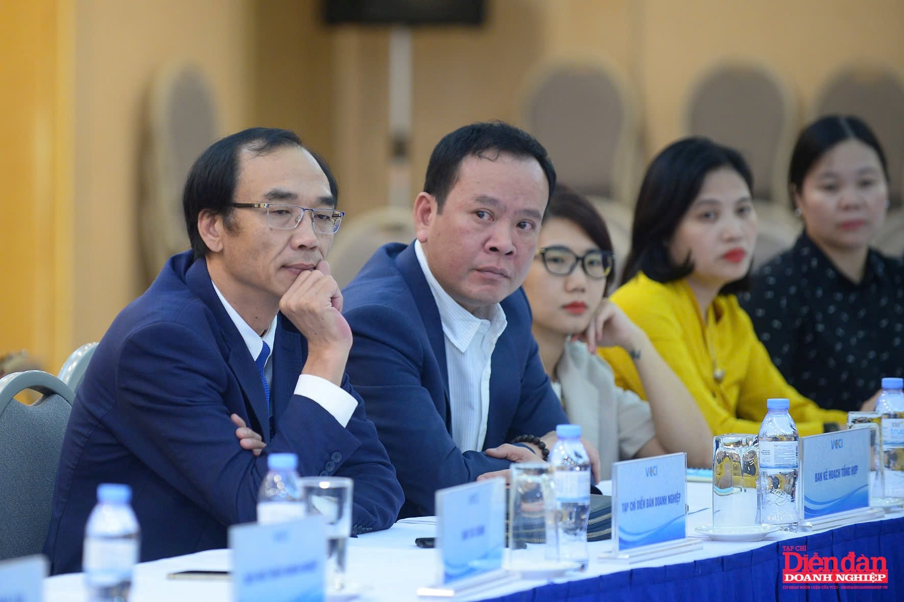 Đại diện lãnh đạo các ban chuyên môn của VCCI tham dự lễ ký kết