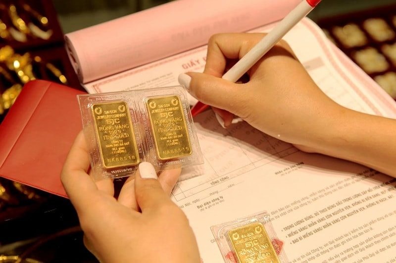 “Hạ nhiệt” thị trường vàng: Cần sớm đưa chính sách vào thực tế