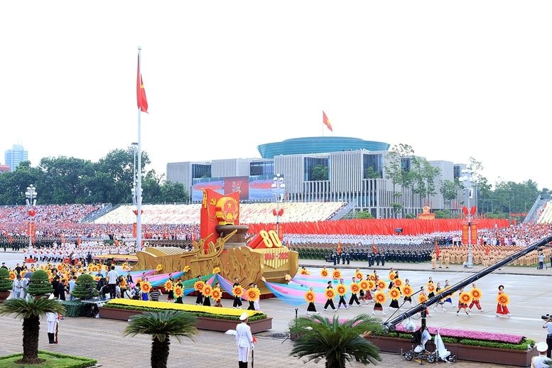 TỔNG THUẬT: Lễ Tổng duyệt chương trình diễu binh, diễu hành kỷ niệm 80 năm Quốc khánh 2/9