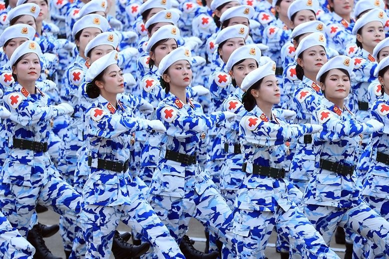 TỔNG THUẬT: Lễ Tổng duyệt chương trình diễu binh, diễu hành kỷ niệm 80 năm Quốc khánh 2/9