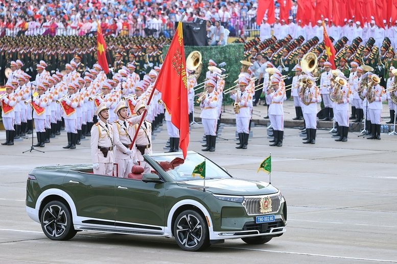 TỔNG THUẬT: Lễ Tổng duyệt chương trình diễu binh, diễu hành kỷ niệm 80 năm Quốc khánh 2/9