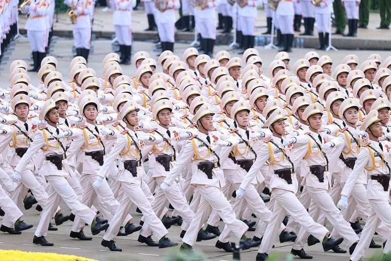 TỔNG THUẬT: Lễ Tổng duyệt chương trình diễu binh, diễu hành kỷ niệm 80 năm Quốc khánh 2/9
