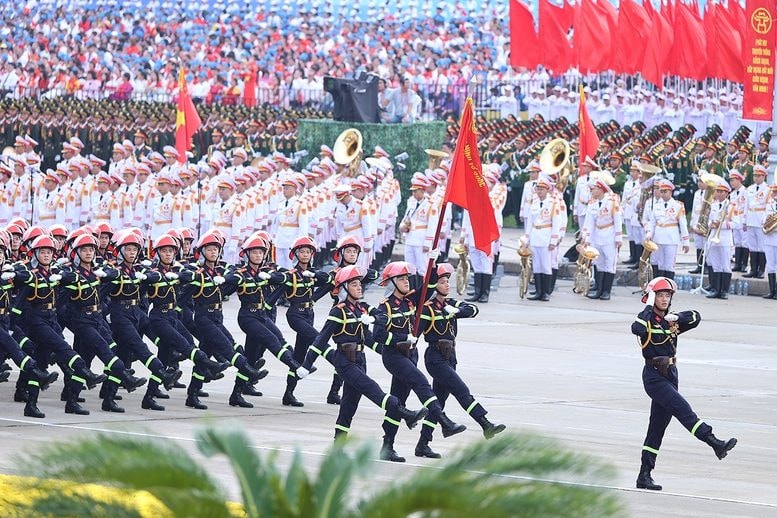 TỔNG THUẬT: Lễ Tổng duyệt chương trình diễu binh, diễu hành kỷ niệm 80 năm Quốc khánh 2/9