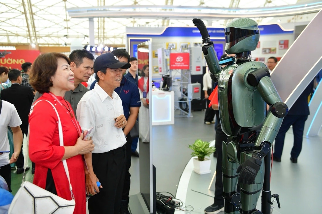 robot.jpeg