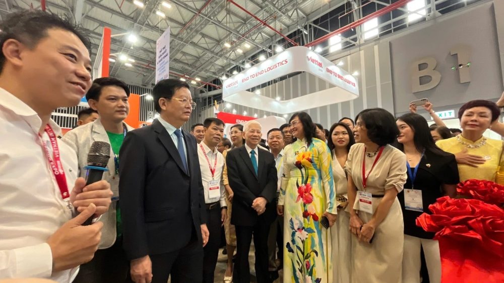 Sức hút của Khu triển lãm Ứng dụng thương mại điện tử và các giải pháp công nghệ số tại VnSourcing 2025